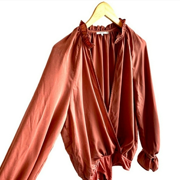 Tularosa Bodysuit - Picture 6 of 7